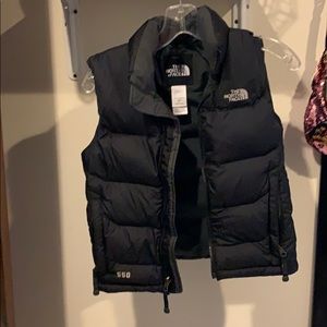 North face boys small puffer vest